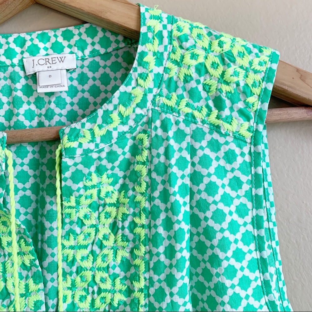 J. CREW lime embroidered top sleeveless neon green boho tassels size 0 preppy - Picture 4 of 9